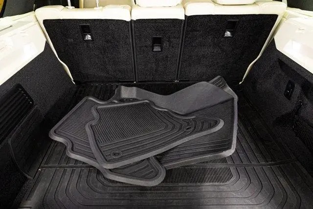 2023 Land Rover Range Rover P530 SE - Image 10